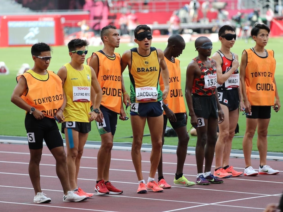 Notícia - Equipe de Atletismo de Agudos participa da Corrida