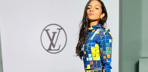 Rayssa Leal Ostenta Em Luxuoso Desfile Da Louis Vuitton Na França