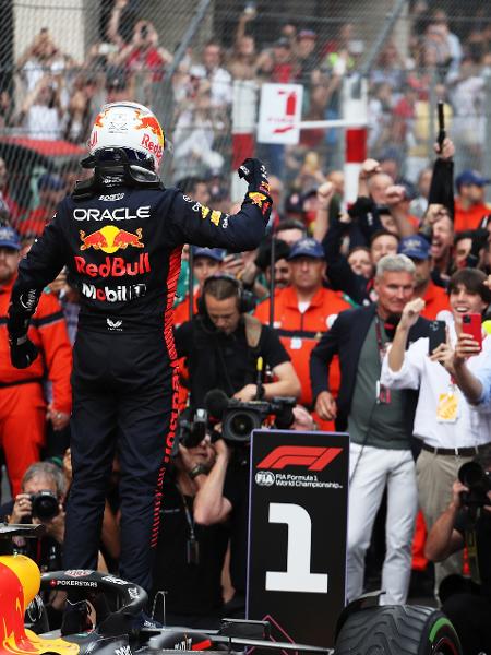 Max Verstappen celebra a vitória no GP de Mônaco, a quarta no ano - Peter Fox/Getty Images