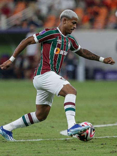 John Kennedy durante a vitória do Fluminense sobre o Al-Ahly no Mundial