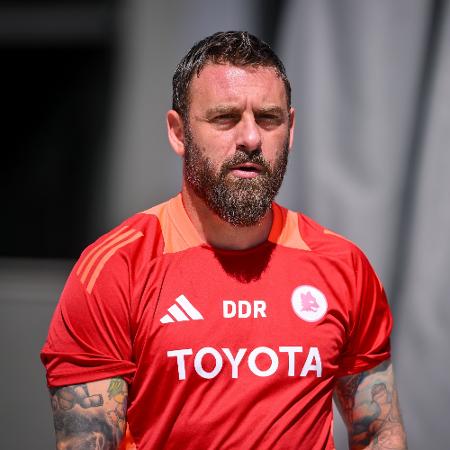  Daniele De Rossi estava no comando da Roma desde janeiro