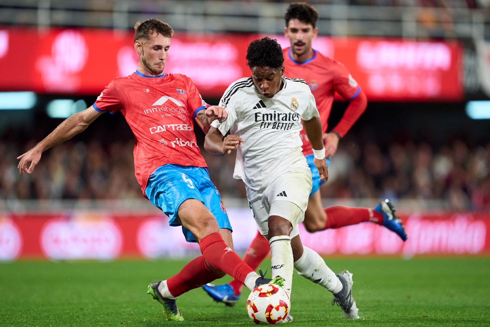 Real Madrid goleia Deportiva Minera pela Copa do Rei