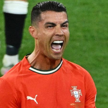 Cristiano Ronaldo comemora gol marcado por Portugal contra a Alemanha na Liga das Nações - Annegret Hilse/REUTERS
