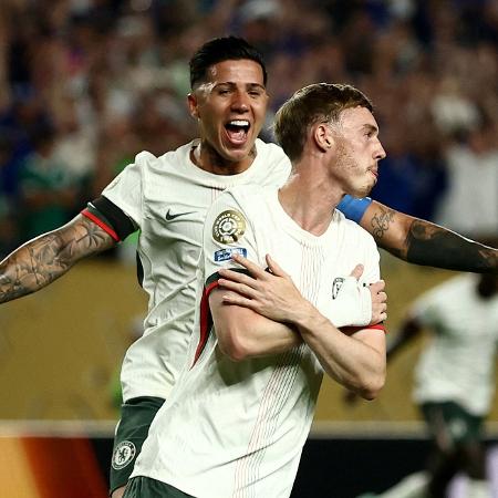 Cole Palmer comemora após marcar na vitória do Chelsea sobre o Palmeiras, no Mundial Cole Palmer comemora após marcar na vitória do Chelsea sobre o Palmeiras, no Mundial