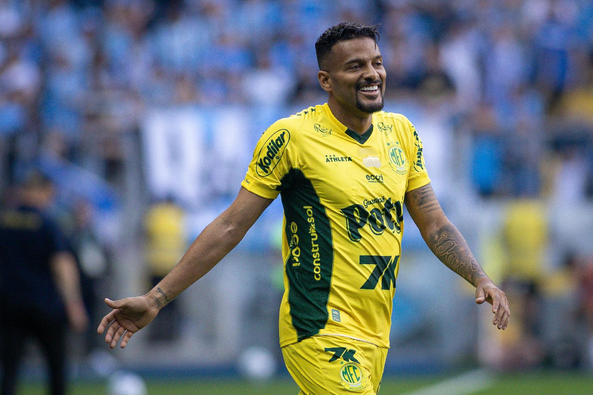 Reinaldo, do Mirassol (Foto: Maxi Franzoi/AGIF)