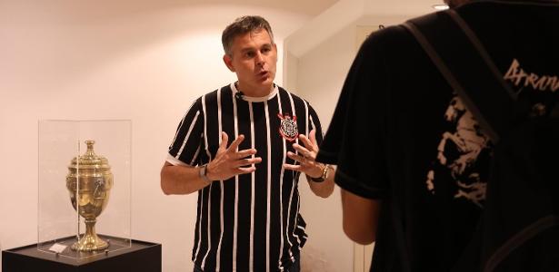 Justiça decidirá se promotor continuará em ação contra vice do Corinthians