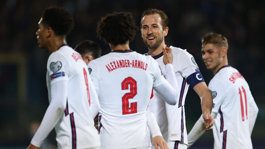 Jogadores da Inglaterra comemoram gol marcado diante de San Marino, pelas Eliminatórias Europeias para a Copa do Mundo de 2022 - Jonathan Moscrop/Getty