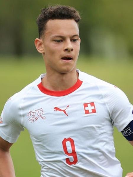 Julian von Moos tem raízes brasileiras e joga atualmente na seleção sub-21 da Suíça - Getty Images