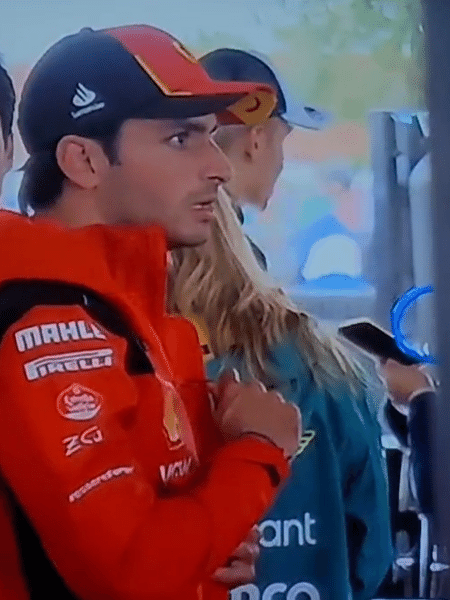Carlos Sainz se assusta com bronca de Leclerc - Reprodução