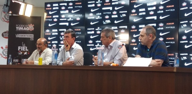 Luis Paulo Rosenberg, Andrés Sanchez, Matias Antonio Romano e Roberto Gavioli em evento no CT - Gabriel Carneiro/UOL