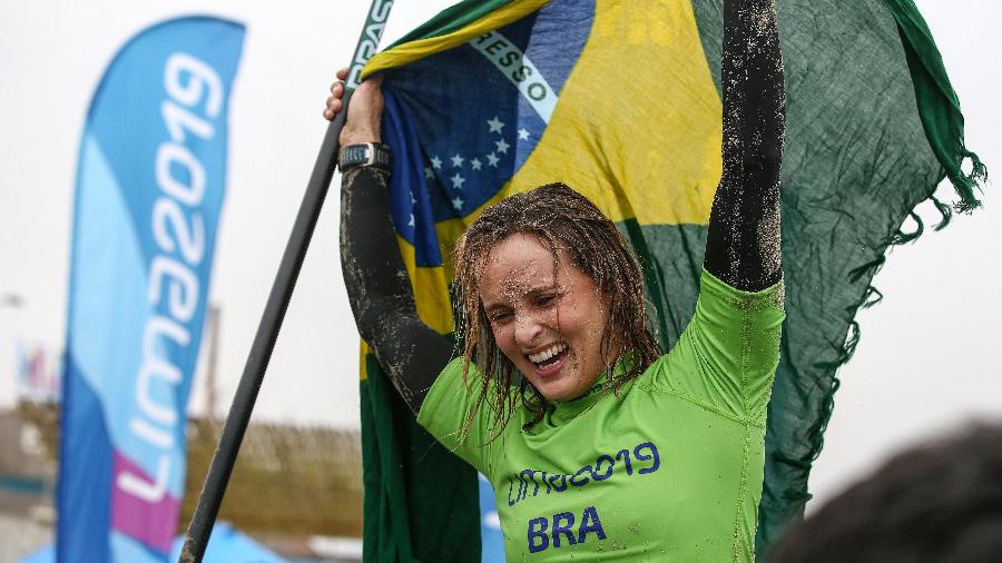 Lena Guimarães conquista a medalha de ouro na corrida de stand up paddle do Pan - Marcello Zambrana / Lima 2019