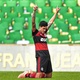 Pedro abre o placar para o Flamengo na ida da decisão do Carioca contra o Fluminense - Thiago Ribeiro/AGIF