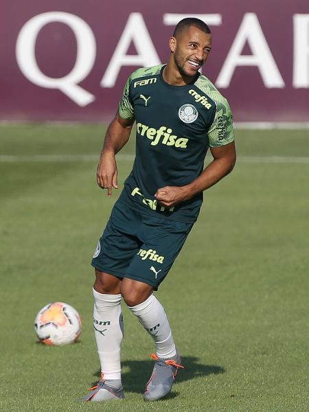 Vitor Hugo, durante treino do Palmeiras - Cesar Greco