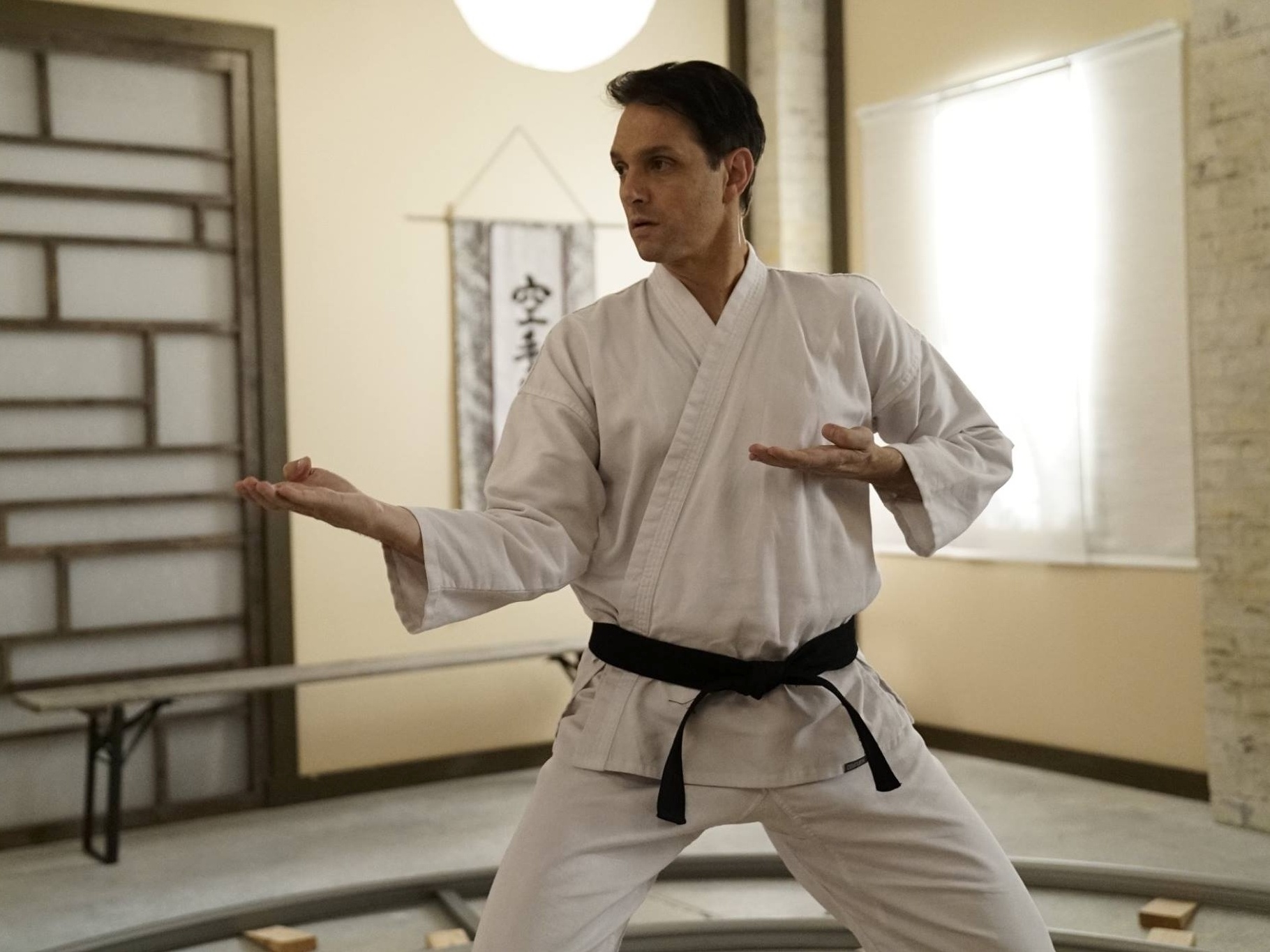 O que a confirmação futura do Karate Kid de Daniel LaRusso significa para a  6ª temporada de Cobra Kai