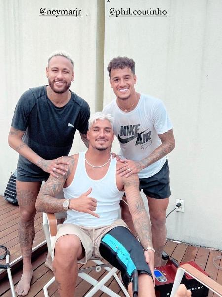 Gabriel Medina, ao lado de Neymar e Philippe Coutinho - reprodução/Instagram
