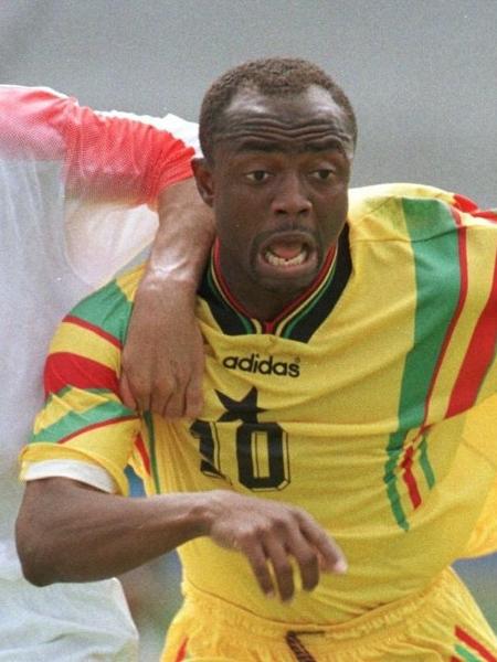 Abedi Pelé fez sucesso com a camisa de Gana nas décadas de 1980 e 1990 - Divulgação