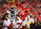 NFL: Chiefs e Eagles vencem finais de conferências e se enfrentarão no Super Bowl