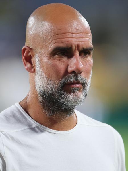 Pep Guardiola, técnico do Manchester City, durante jogo contra o Al-Hilal Pep Guardiola, técnico do Manchester City, durante jogo contra o Al-Hilal