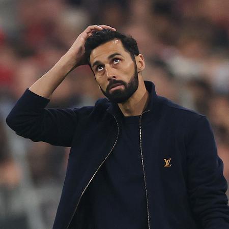 Real prepara 'grandes mudanças', e Arbeloa deve ser primeiro a cair