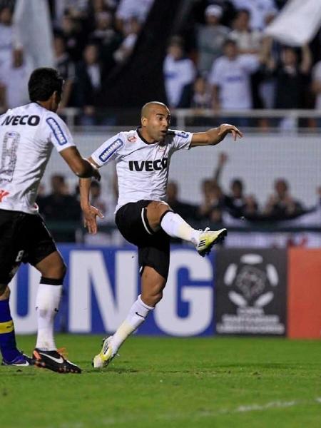 Emerson Sheik, durante final da Libertadores de 2012 contra o Boca Juniors - Leandro Moraes/UOL