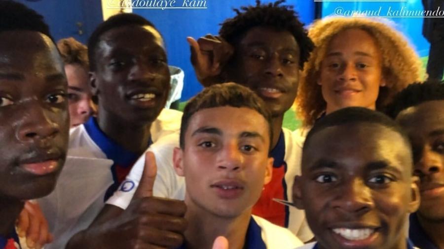 Jovens do PSG que atuaram em amistoso contra o Sochaux - Divulgação/PSG