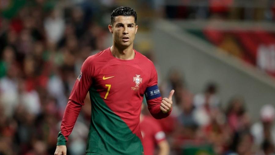 Cristiano Ronaldo em ação por Portugal durante partida contra a Espanha em partida da Liga das Nações - David S. Bustamante/Soccrates/Getty Images