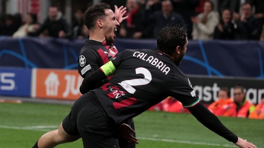 Bennacer comemora o gol da vitória do Milan sobre o Napoli na Champions League - Emilio Andreoli/Getty Images