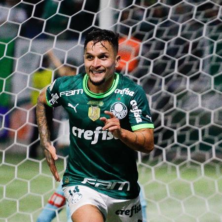 Artur, do Palmeiras, comemora gol contra o Red Bull Bragantino pelo Brasileirão - GUSTAVO MOTTA/PERA PHOTO PRESS/ESTADÃO CONTEÚDO