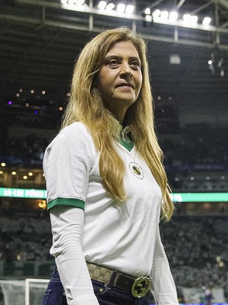 Leila Pereira, presidente do Palmeiras, na semifinal do Paulistão, contra o Novorizontino