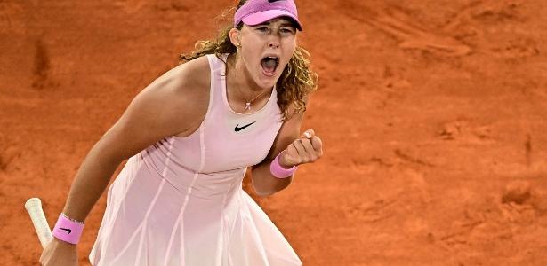 Roland Garros: Russa de 19 anos derruba invicta no saibro na temporada e vai à final