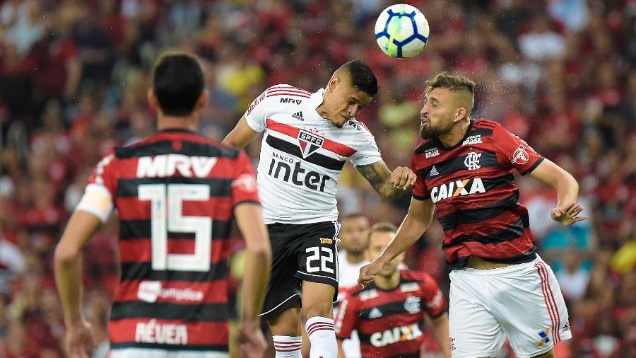 Flamengo perdeu para o São Paulo na retomada do Brasileiro do passado, em casa - Thiago Ribeiro/AGIF