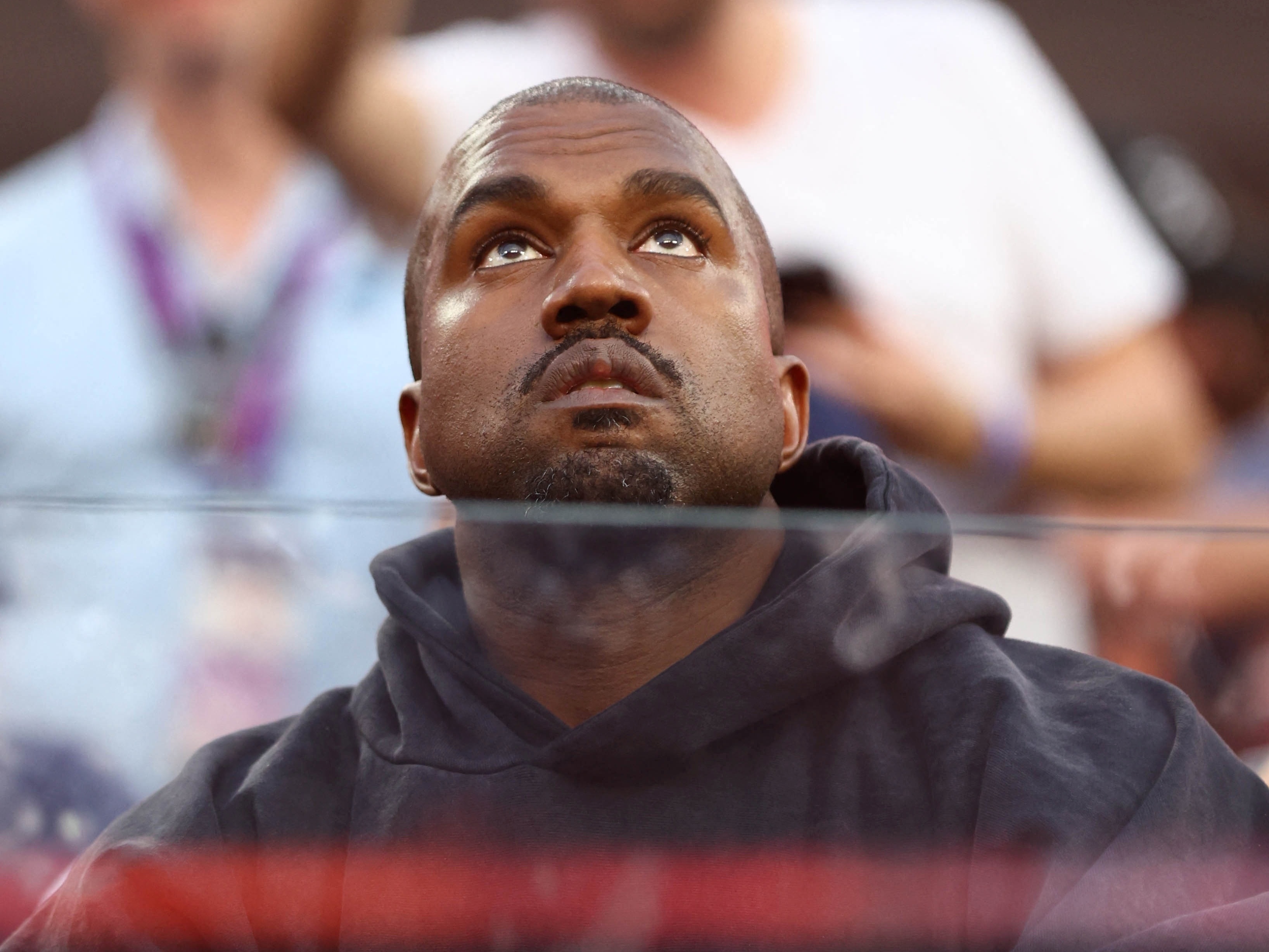 Tênis de US$ 1 milhão: Nike de Kanye West pode ser o calçado mais