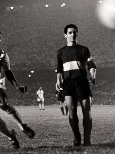 Santos aplicou rara vitória contra o Boca Juniors em La Bombonera, em 1963