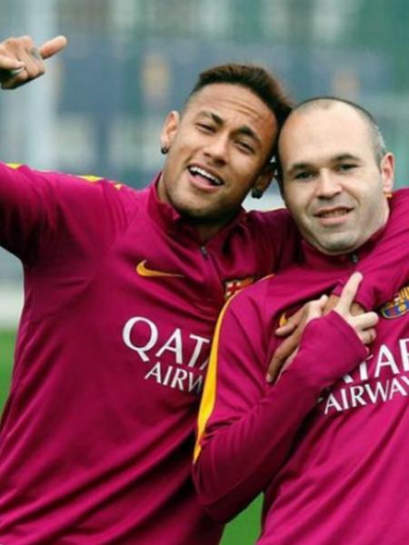 Neymar e Iniesta atuaram juntos no Barcelona em período vencedor do clube - Reprodução/Instagram