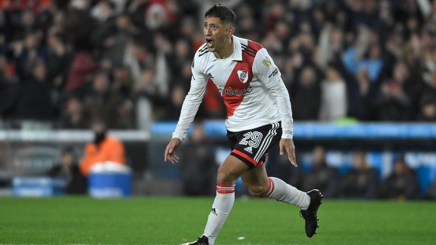 Volante Rodrigo Aliendro grita gol do River Plate sobre o The Strongest - CARP Twitter