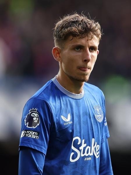Lindstrom ainda não marcou pelo Everton e também passou em branco no Napoli Lindstrom ainda não marcou pelo Everton e também passou em branco no Napoli