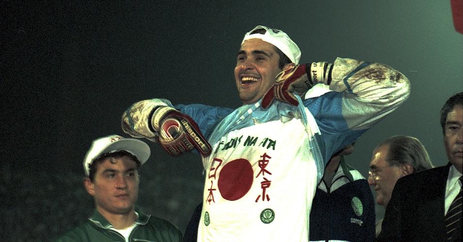 Marcos comemora título da Libertadores de 1999