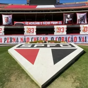 Morumbi recebe faixas de torcidas inclusivas - Mídia NINJA