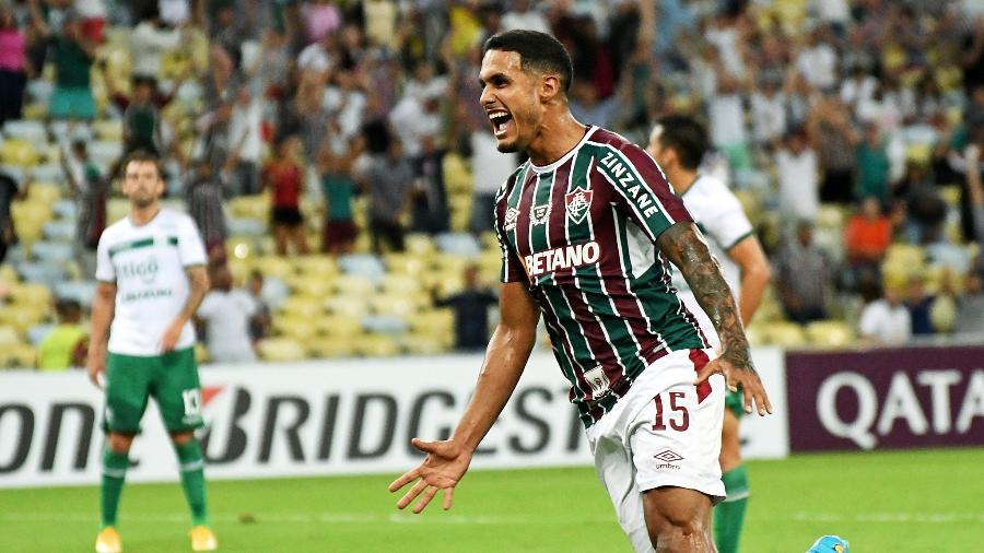 Cris Silva, lateral-esquerdo do Fluminense, comemora gol marcado contra o Oriente Petrolero, pela Sul-Americana - Mailson Santana/Fluminense FC