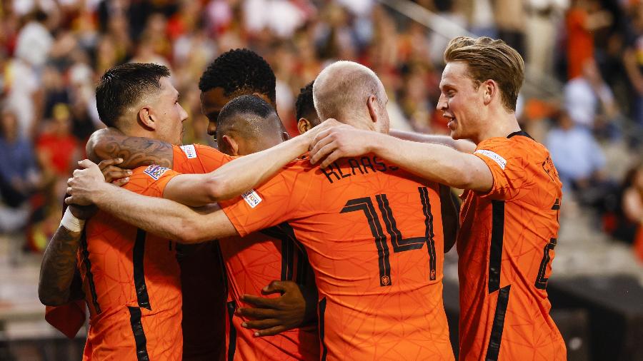 Jogadores da Holanda comemoram gol de Steven Bergwijn contra a Bélgica pela Liga das Nações - ANP via Getty Images