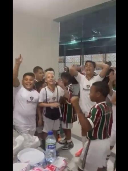 Crianças cantam música do Flamengo em projeto do Fluminense - Reprodução/Twitter