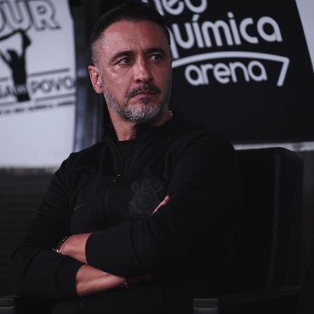 Vítor Pereira cobrava direitos trabalhistas do Corinthians na Justiça