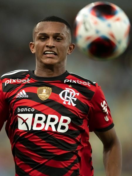 Flamengo espera lucrar diante de assédio europeu por Wesley