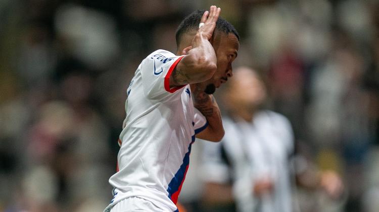 Ademir comemora gol do Bahia contra o Atlético-MG, pelo Brasileirão Ademir comemora gol do Bahia contra o Atlético-MG, pelo Brasileirão