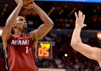 Após ser afastado por doença, Chris Bosh é dispensado pelo Miami Heat