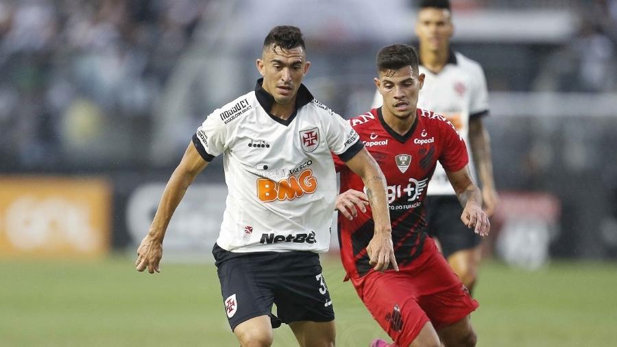 Volante Raul foi um dos destaques do Vasco no empate em 1 a 1 com o Athletico-PR em São Januário - Rafael Ribeiro / Vasco