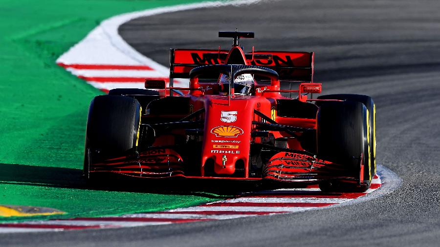 Sebastian Vettel, da Ferrari, durante teste coletivo no Circuito da Catalunha, na Espanha - Ferrari