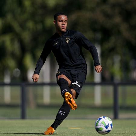 Pedro, atacante do Corinthians