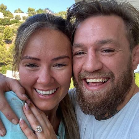 Conor McGregor e a noiva, Dee Devlin - reprodução/Instagram