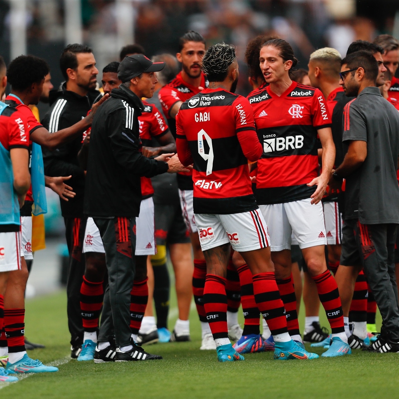Jogadores estão manchando a própria história no Flamengo